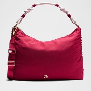 Lululemon Convertible Ruched Crossbody Bag
Large 16L berry rumble pink nwt